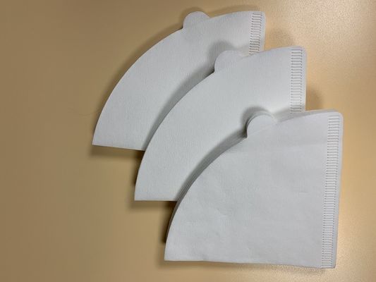 자연적 색 V60 용지 커피 필터는 2일부터 4일까지 크기 추상체 스타일 커피 종이 필터를 잔 모양으로 만듭니다